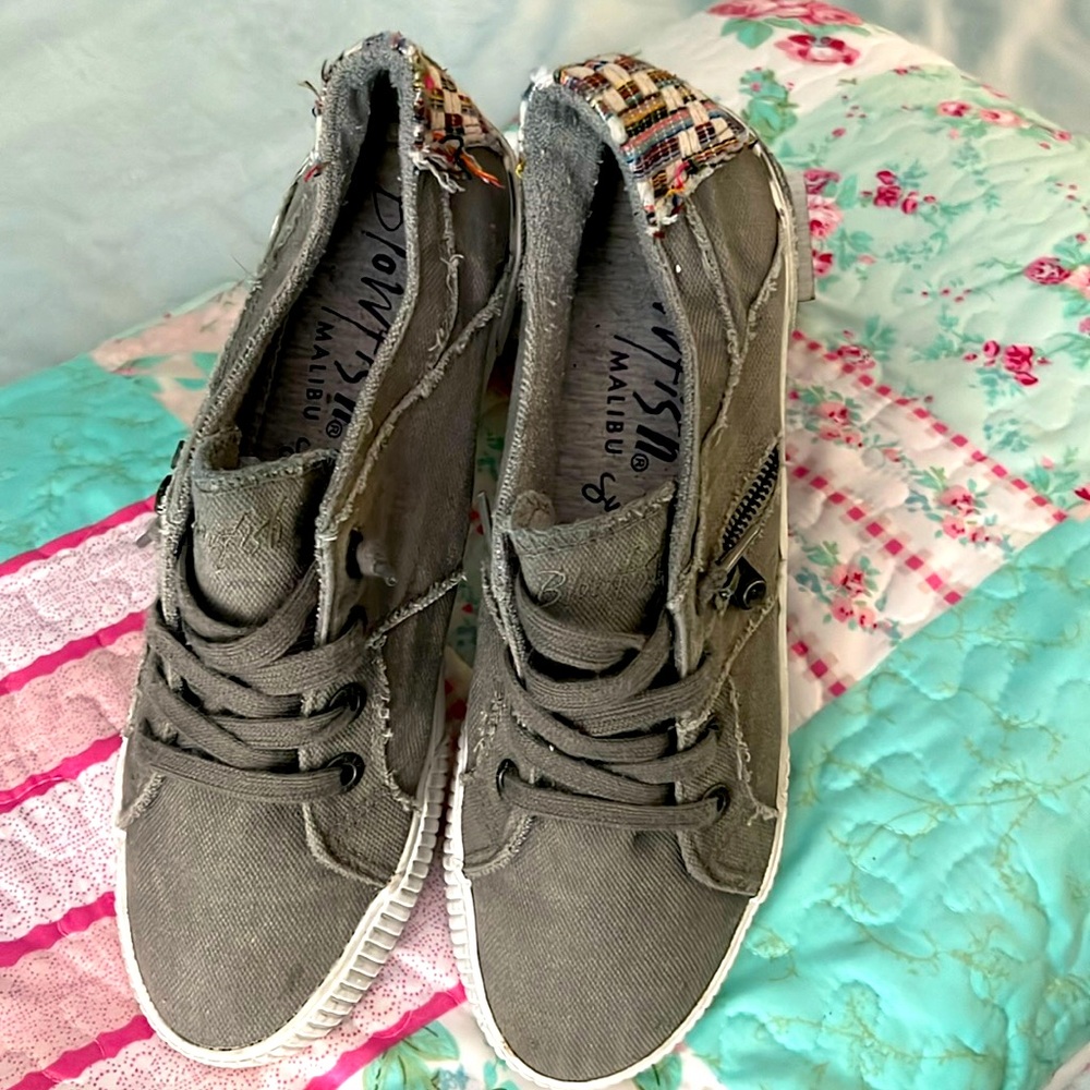 EUC Blowfish Smoked Grey Canvas/ Natural Diego Weave Size 10